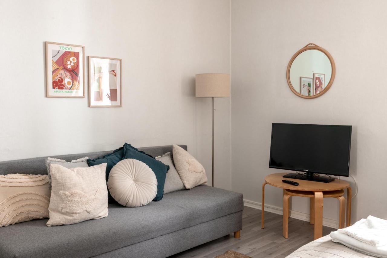 2Ndhomes Cozy Studio By The Esplanade Park Helsinki Eksteriør billede